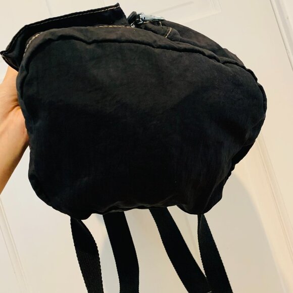 Vintage Kipling Backpack - Picture 8 of 10